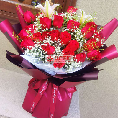 云浮30朵红玫瑰百合，做你余生故事里的人